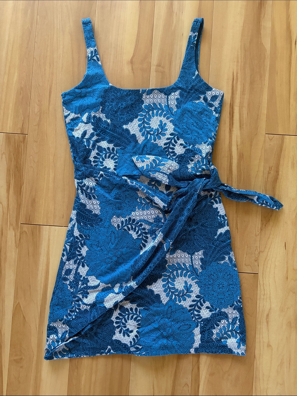 Self Tie LOFT Size 4 Tank top dress!